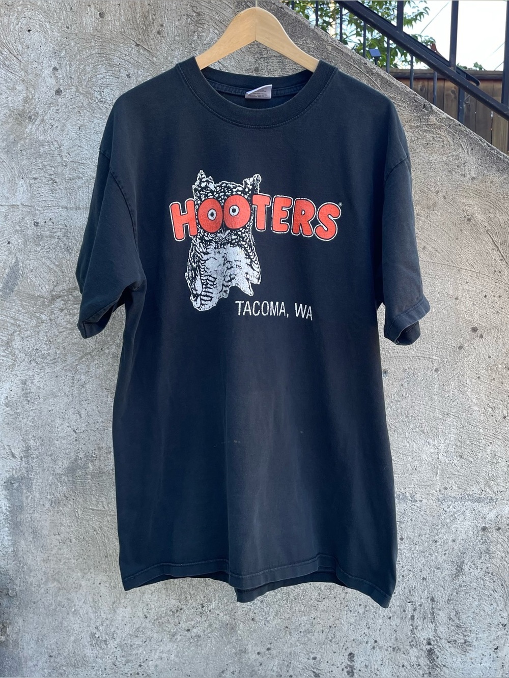 90s Hooters Tacoma, Washington double sided t-shirt XL